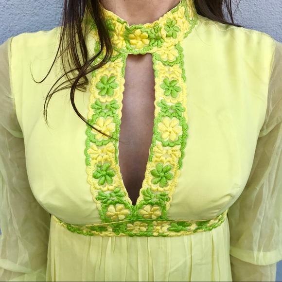 VINTAGE Spring gown!! - Picture 2 of 4